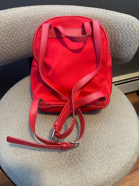 patagonia travel shoulder bag Black Hole® Micro MLC® Backpack 22L wkr00438 COLOR:NK1 The North Face Router Zippered front pocket keeps
